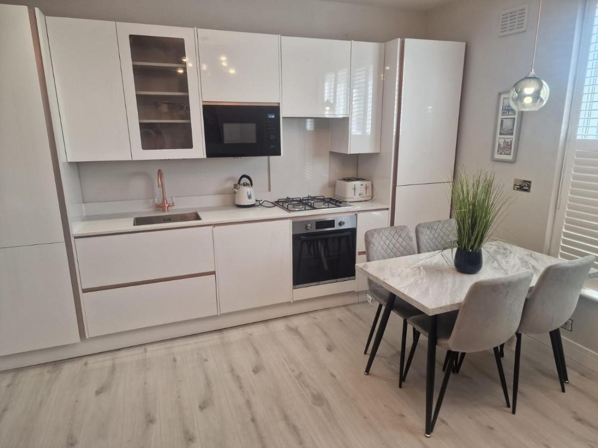 Collier'S Wood En-Suite Apartments Londres Exterior foto